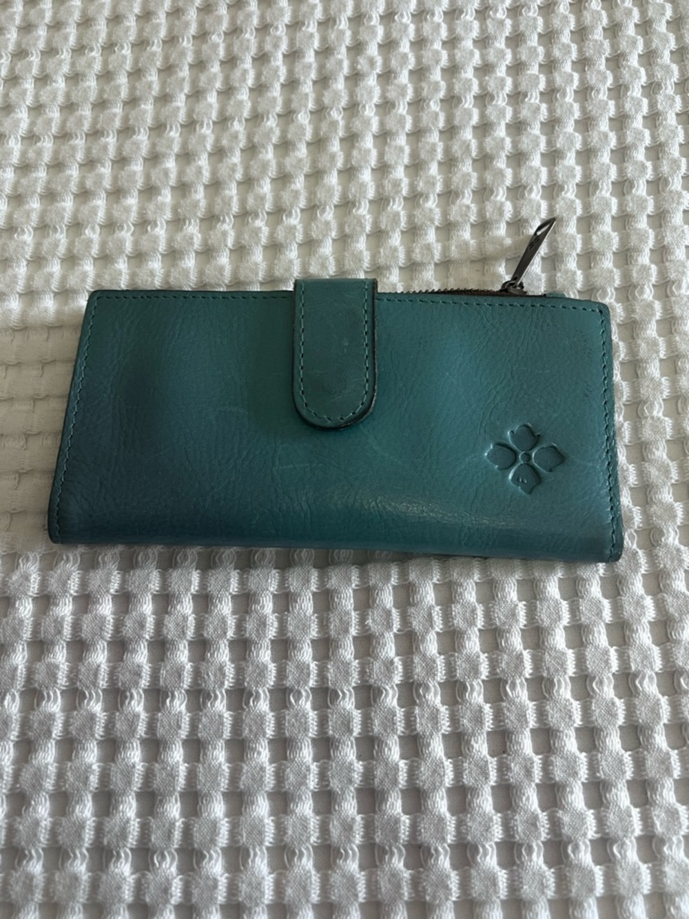 Patricia Nash Teal Leather Wallet with Snap Closure - Picture 2 of 8